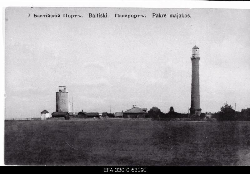 Старый и новый Пакерортские маяки