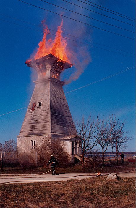 Пожар на маяке Кунда, 14 мая 1999 года