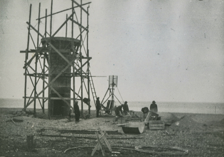 Строительство маяка маяка Лыу