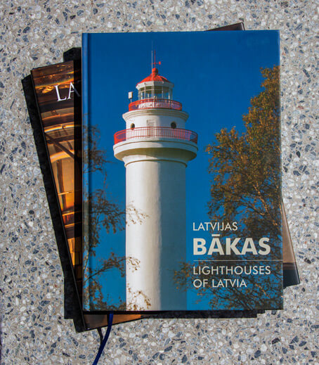 Latvijas bākas / Lighthouses of Latvia (2012)